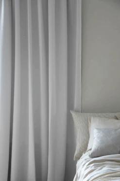 Lichtundurchlässiger Hotelvorhang, 290x250 Cm, Perlweiß