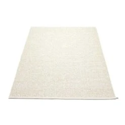 Svea Matte Vanilla/Beige Metallic, 180x260 Cm