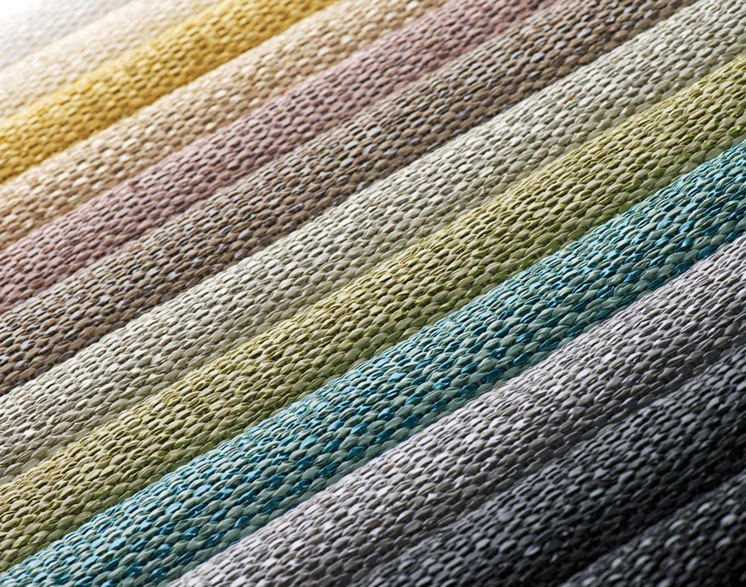 Svea Matte Vanilla/Beige Metallic, 180x260 Cm – Bild 6